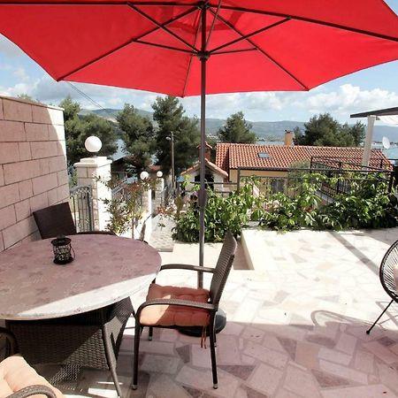 Apartments Viki โตรกีร์ ภายนอก รูปภาพ