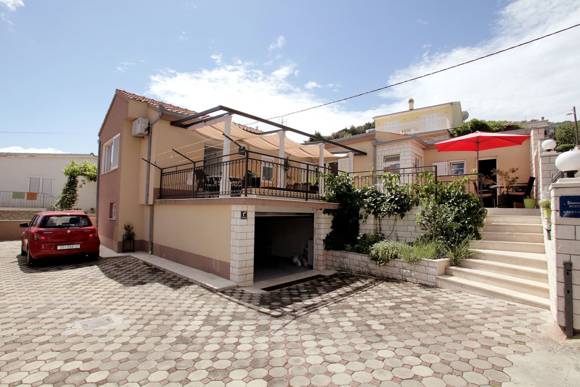 Apartments Viki โตรกีร์ ภายนอก รูปภาพ