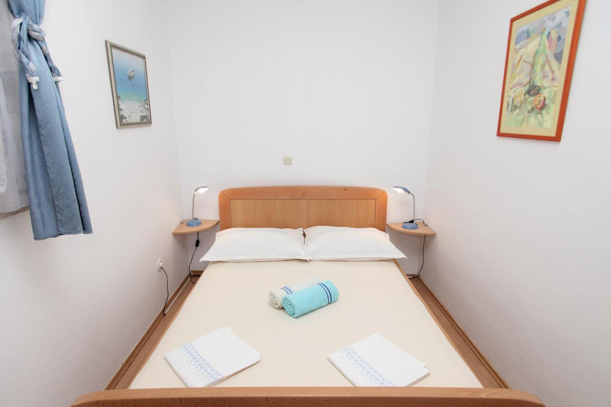 Apartments Viki โตรกีร์ ภายนอก รูปภาพ